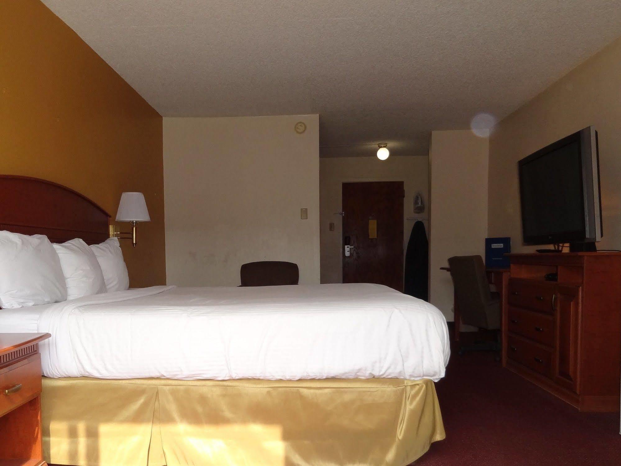 Motel 6 Pocatello Id Bagian luar foto